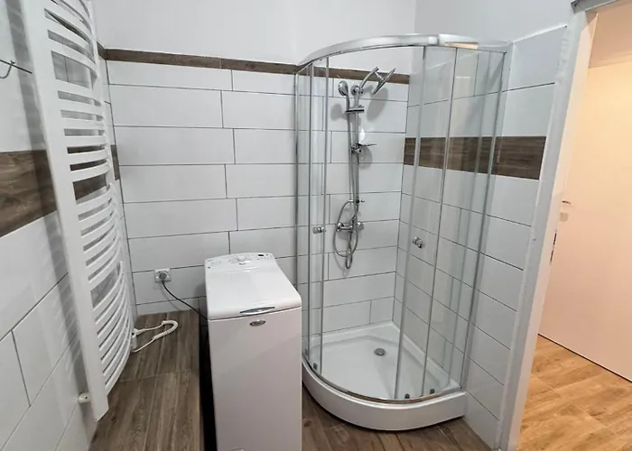 Na Alei * Janowice Wielkie